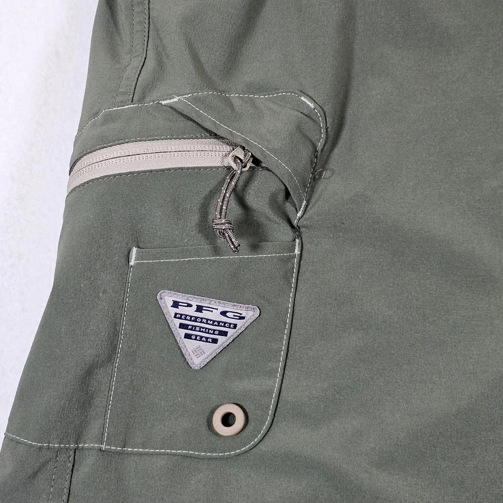 Columbia‎ PFG Mens Sage Green Performance Fishing Gear Shorts 42w FM1028 Stretch
